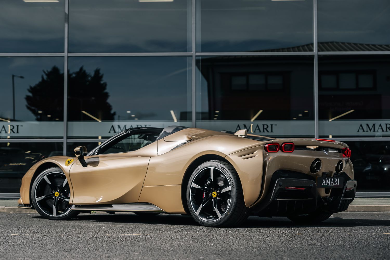 Ferrari SF90 Spider