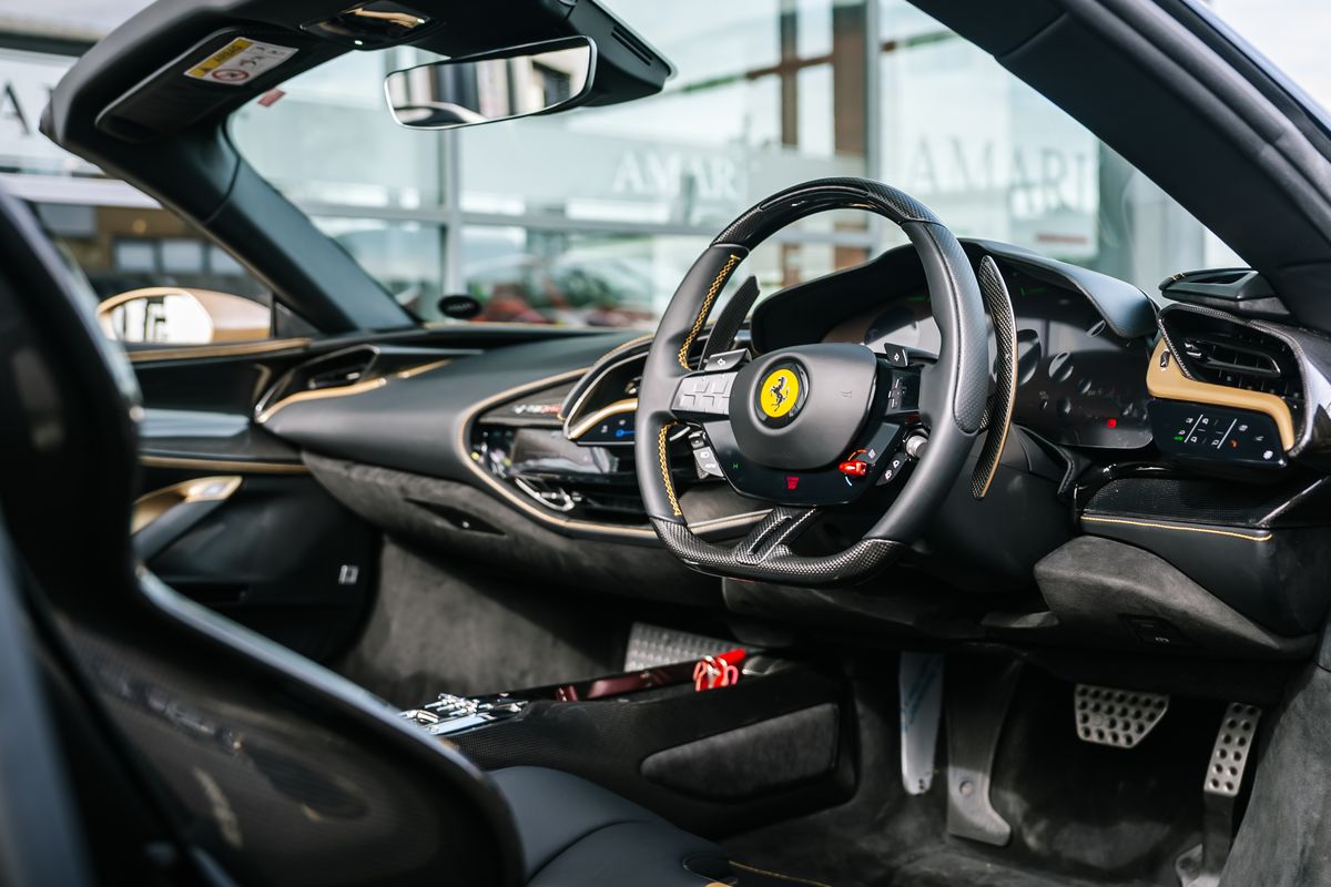 Ferrari SF90 Spider