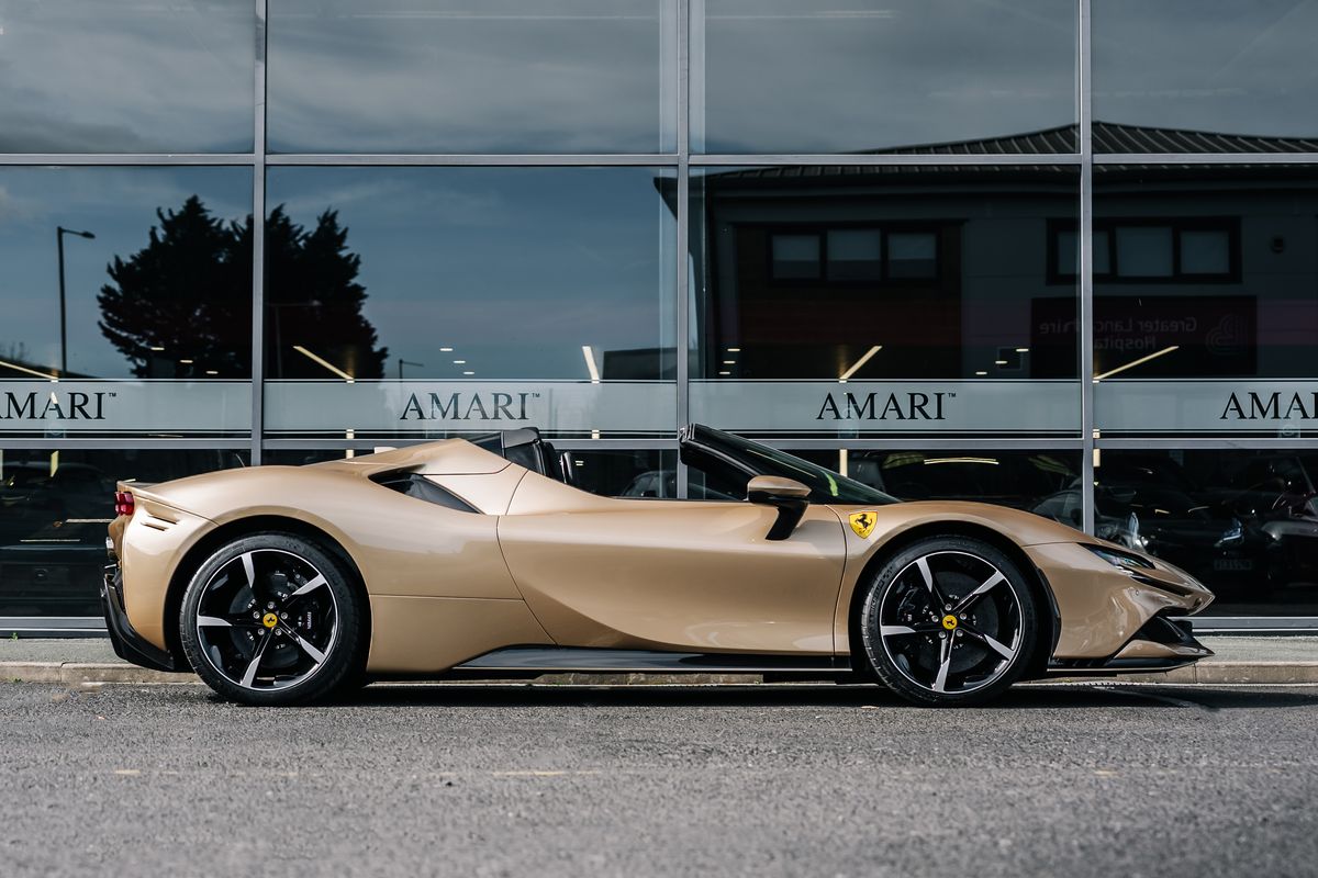Ferrari SF90 Spider