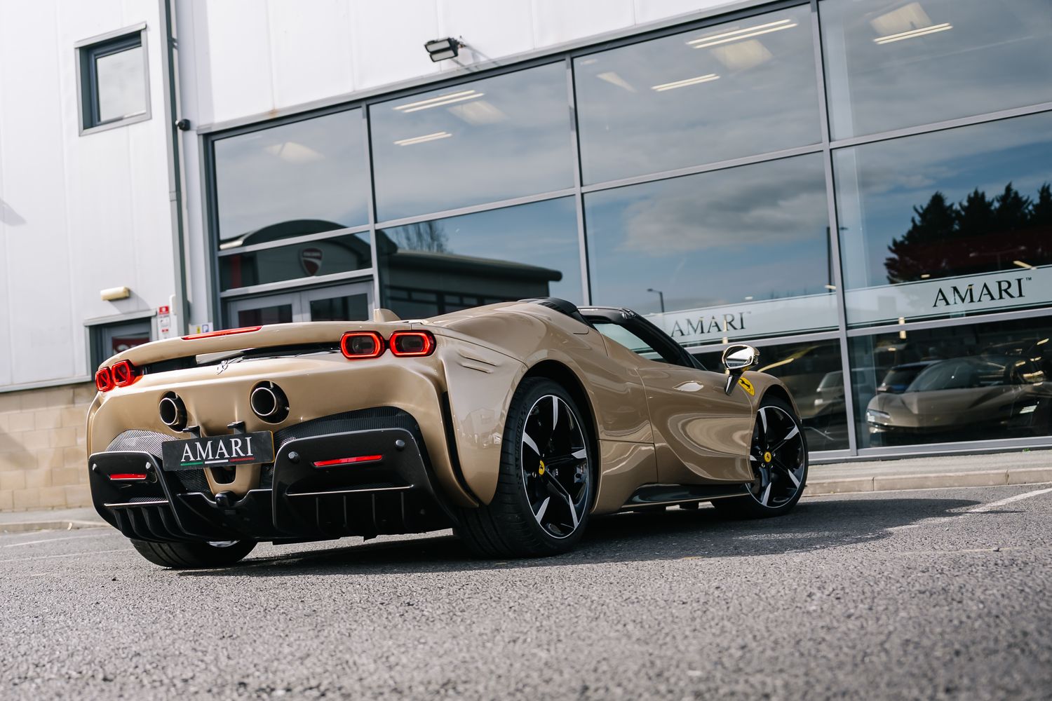 Ferrari SF90 Spider