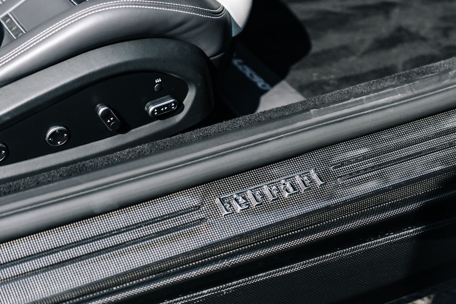 Ferrari GTC4Lusso V12