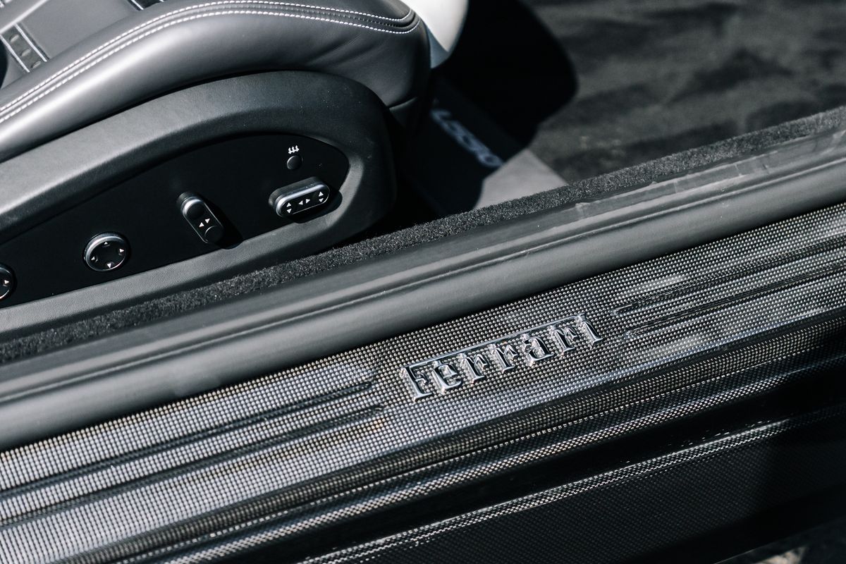 Ferrari GTC4Lusso V12