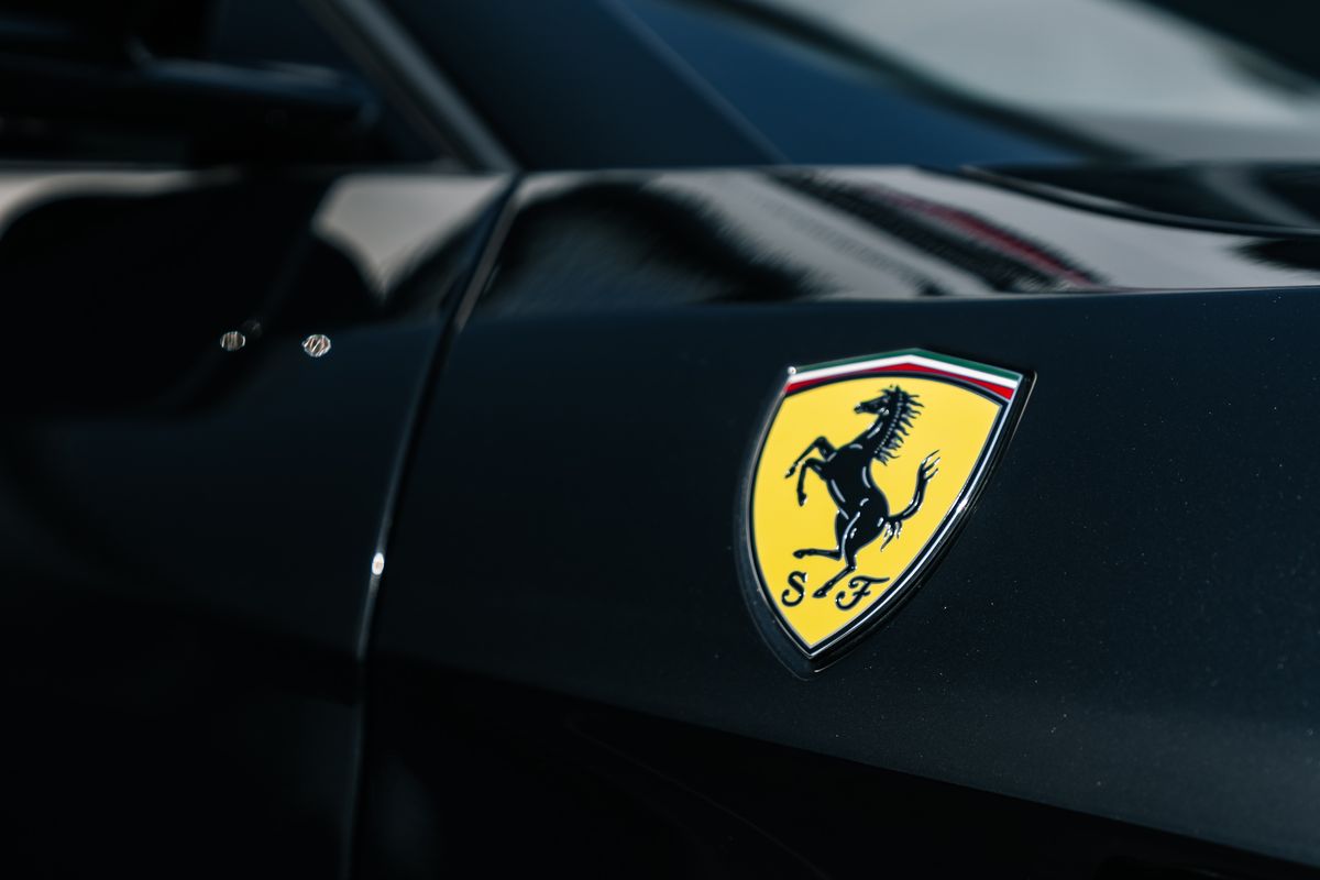 Ferrari GTC4Lusso V12