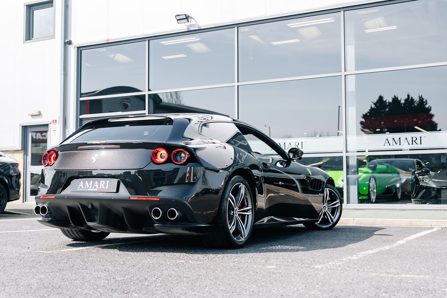 Ferrari GTC4Lusso V12