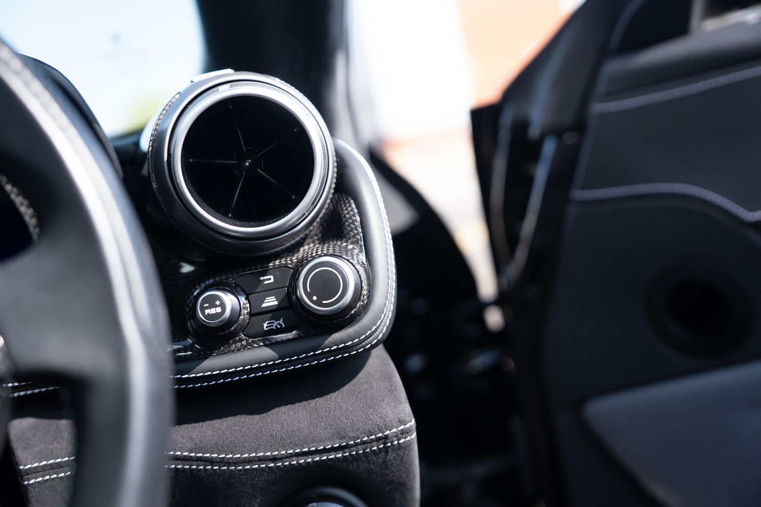 Ferrari GTC4Lusso V12