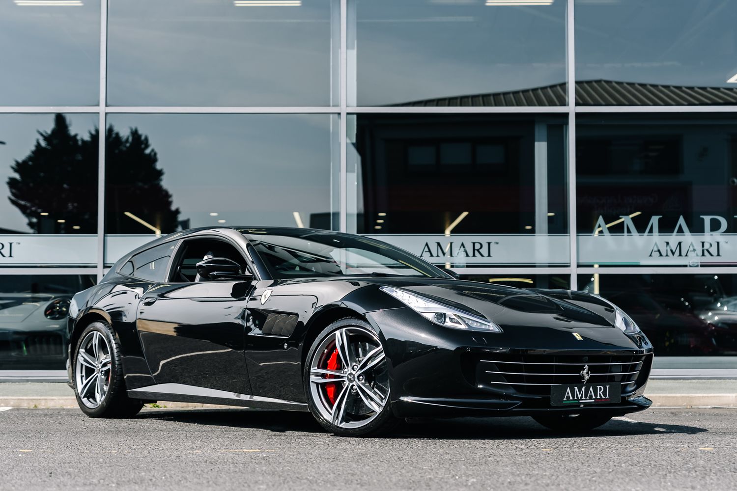 Ferrari GTC4Lusso V12