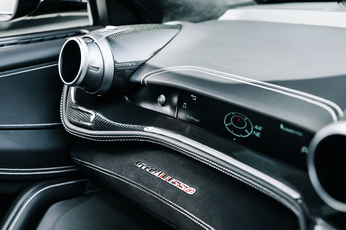 Ferrari GTC4Lusso V12