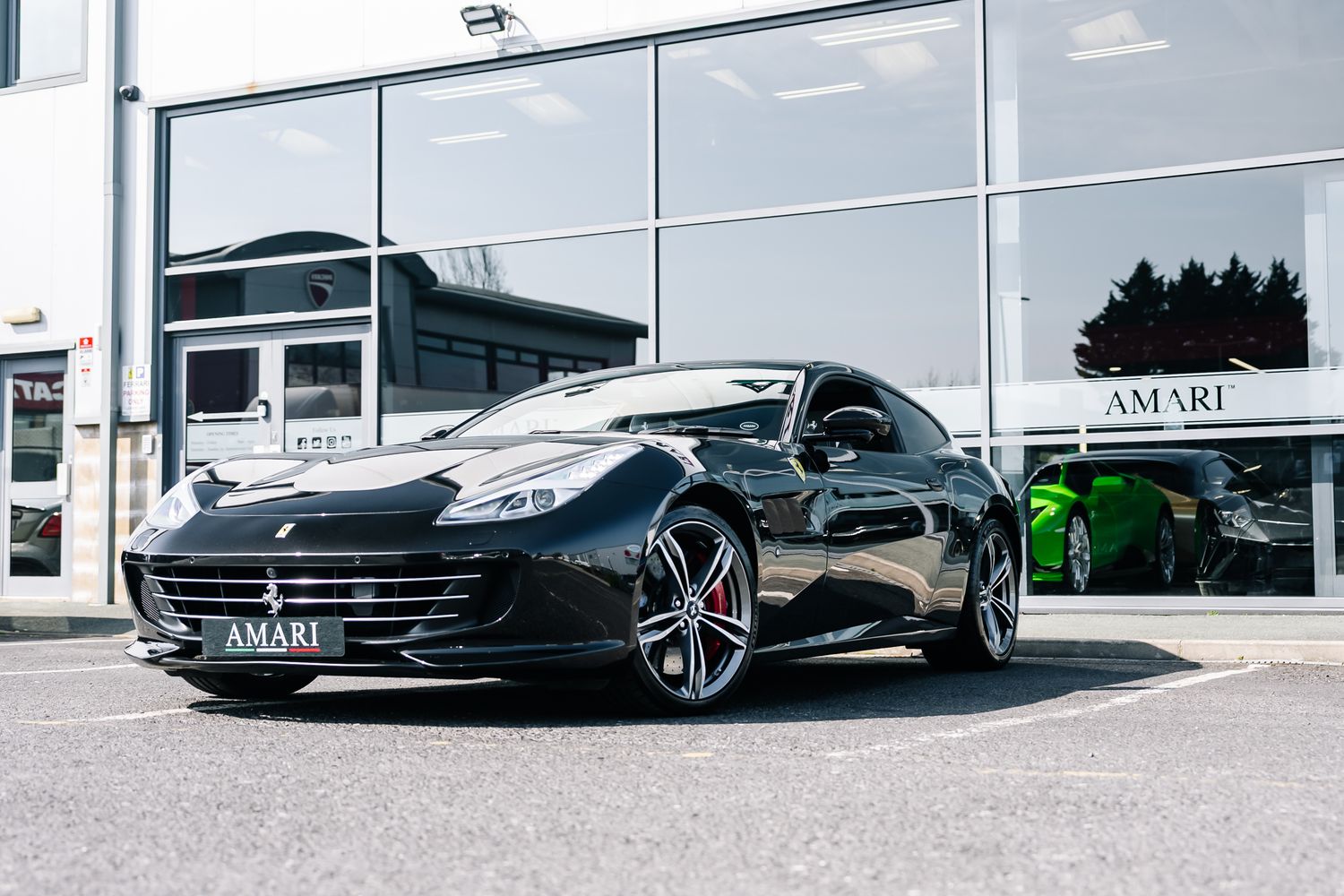 Ferrari GTC4Lusso V12