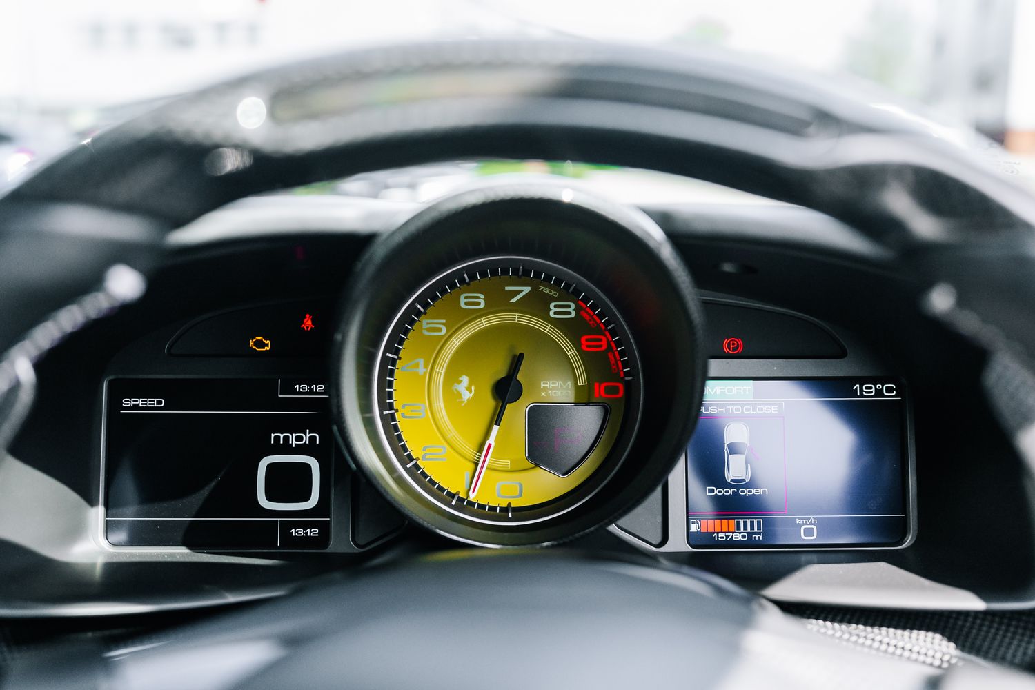 Ferrari GTC4Lusso V12