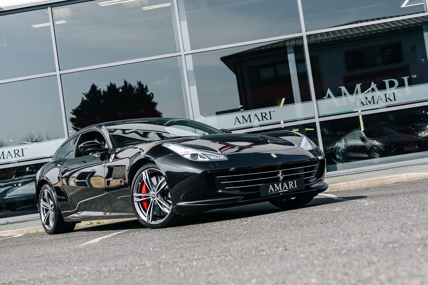 Ferrari GTC4Lusso V12