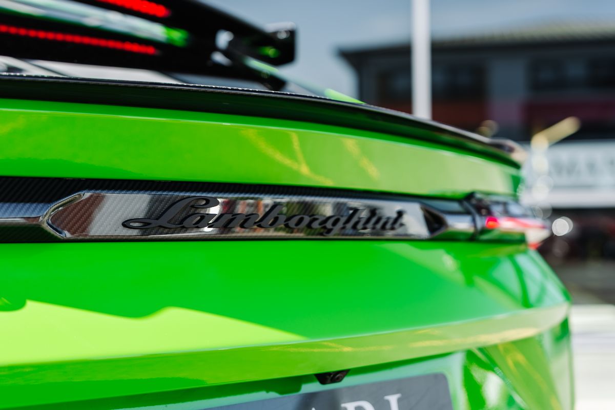 Lamborghini Urus Performante