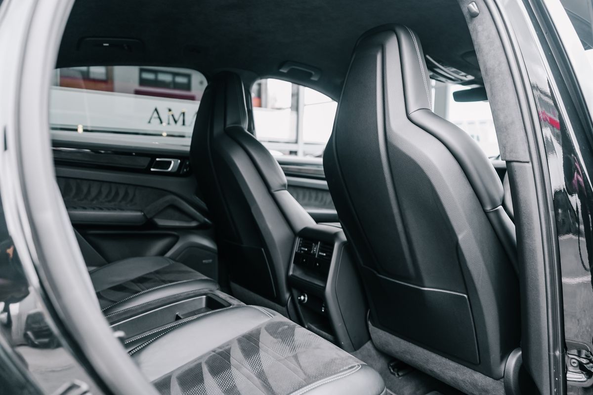 Porsche Cayenne Turbo GT