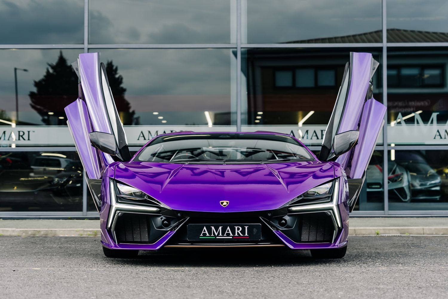 Lamborghini Revuelto