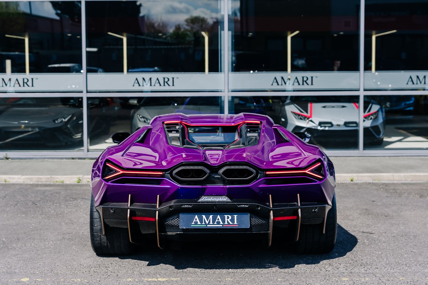 Lamborghini Revuelto