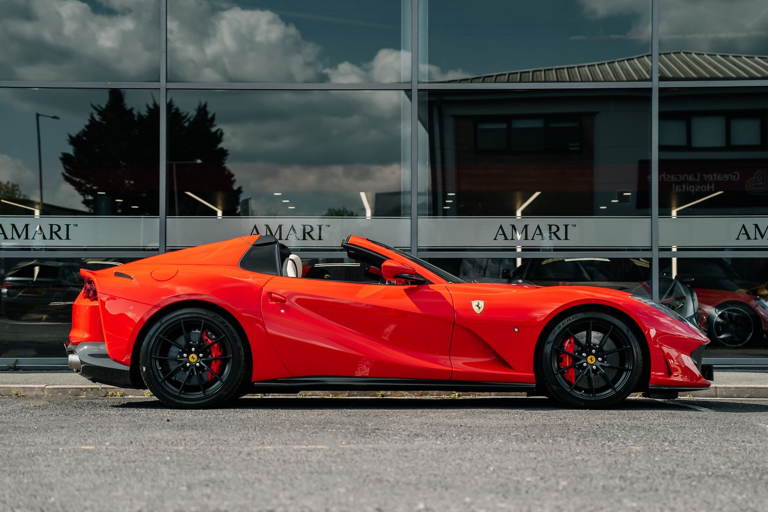 Ferrari 812 GTS