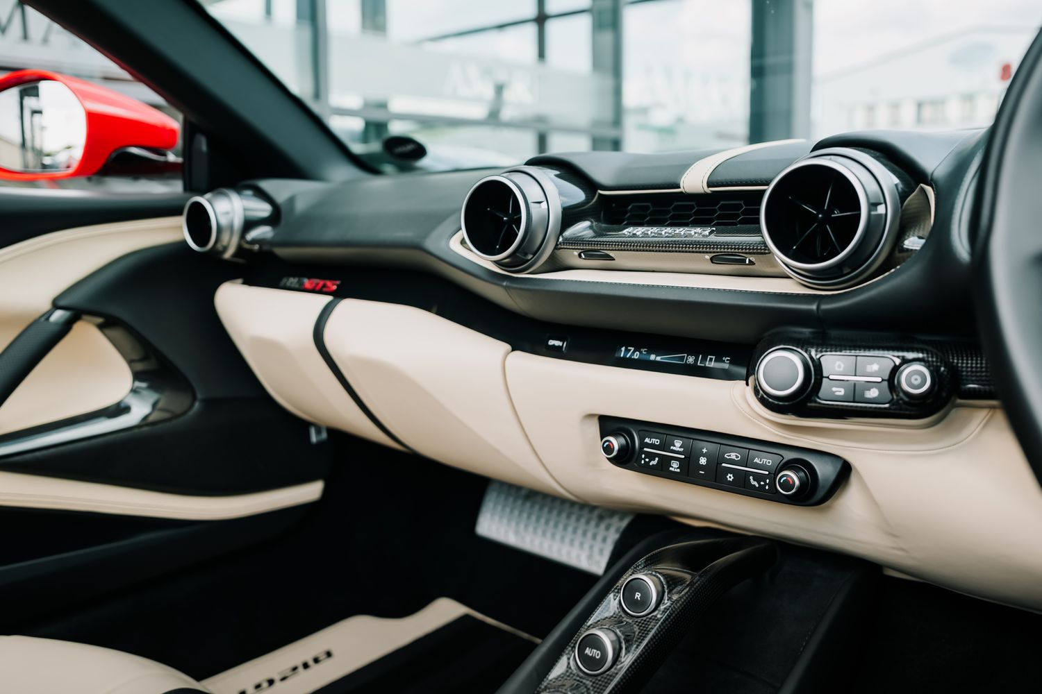 Ferrari 812 GTS