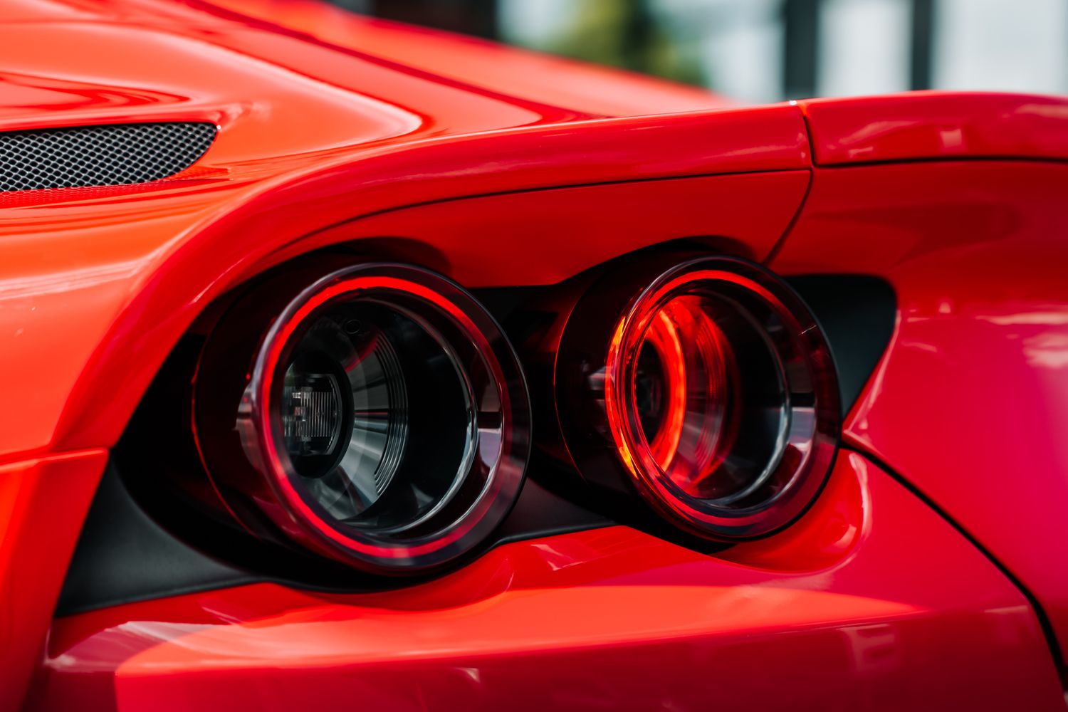 Ferrari 812 GTS
