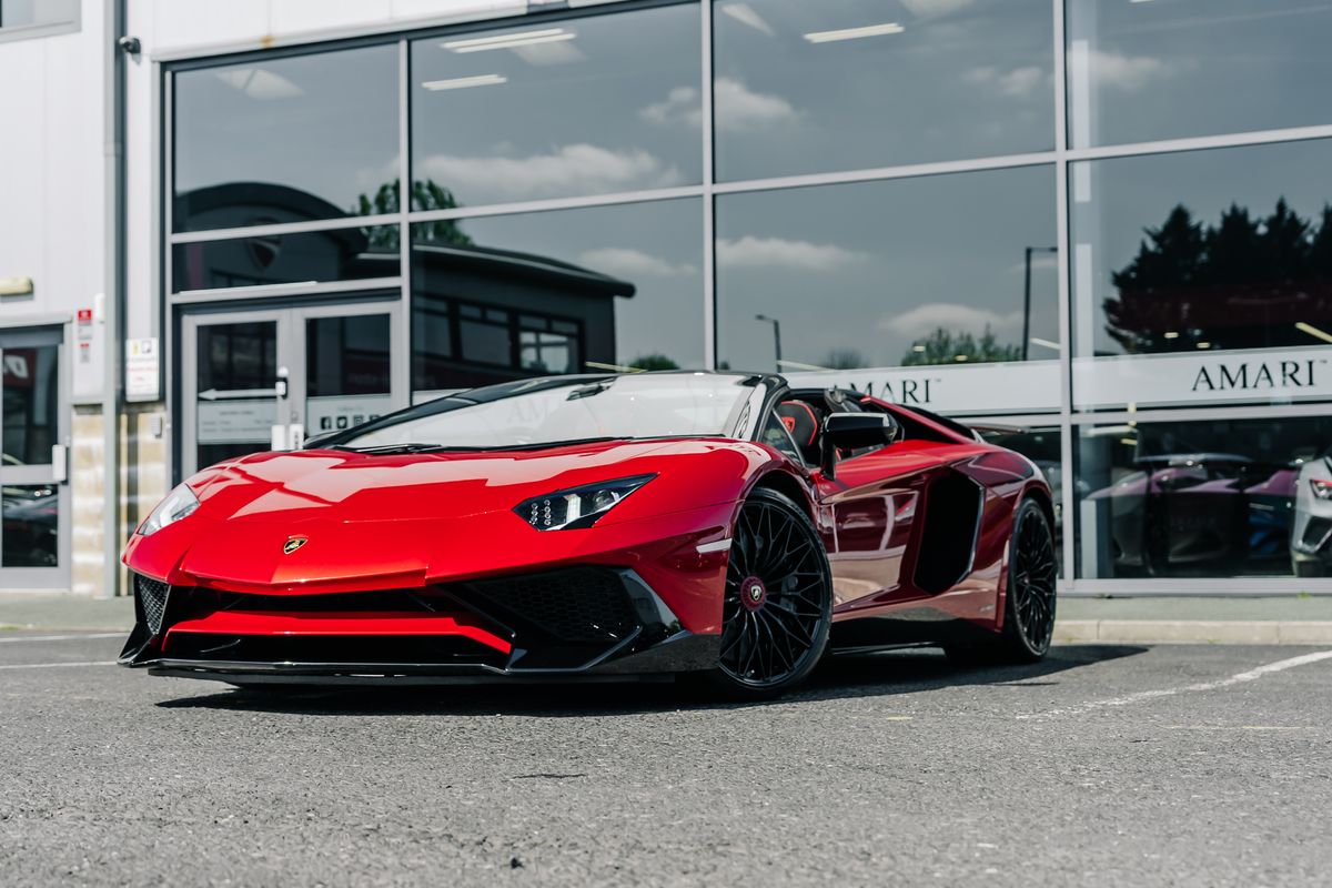 Lamborghini Aventador SV Roadster