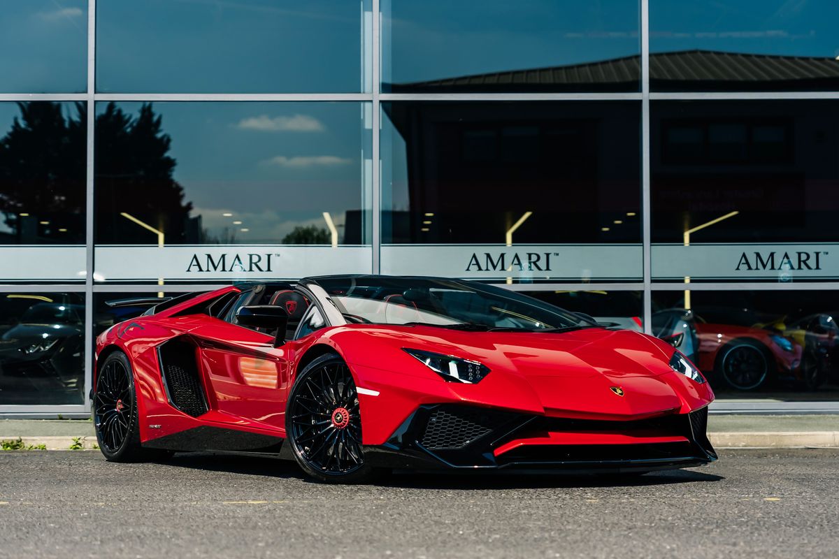 Lamborghini Aventador SV Roadster