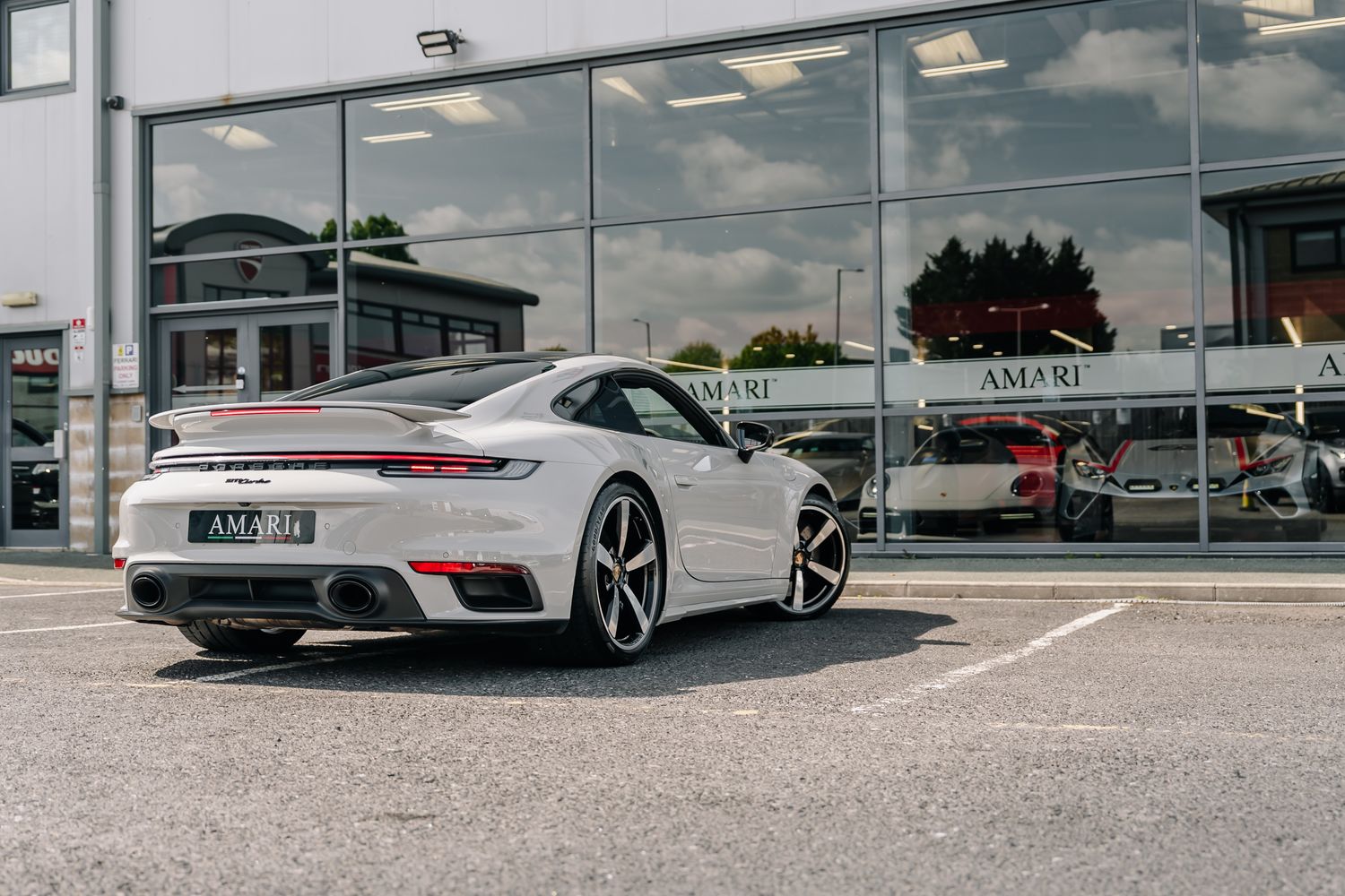 Porsche 911 Turbo 992 Turbo