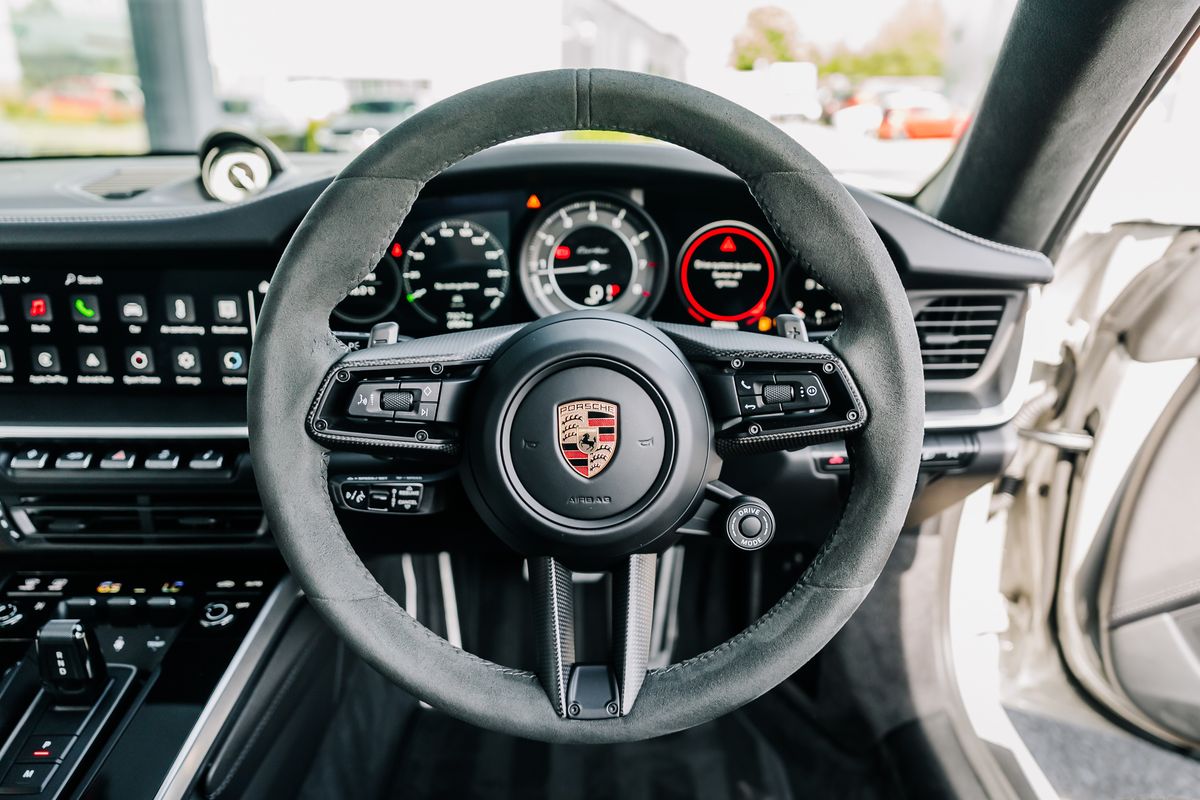 Porsche 911 Turbo 992 Turbo