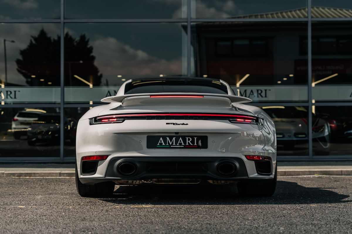 Porsche 911 Turbo 992 Turbo