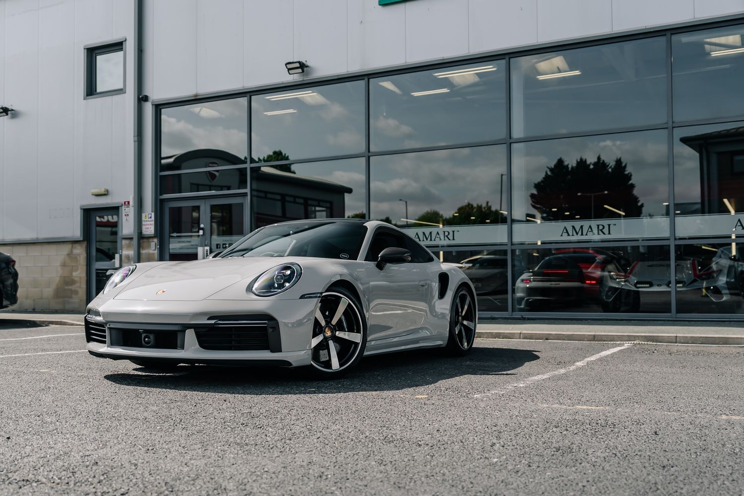 Porsche 911 Turbo 992 Turbo
