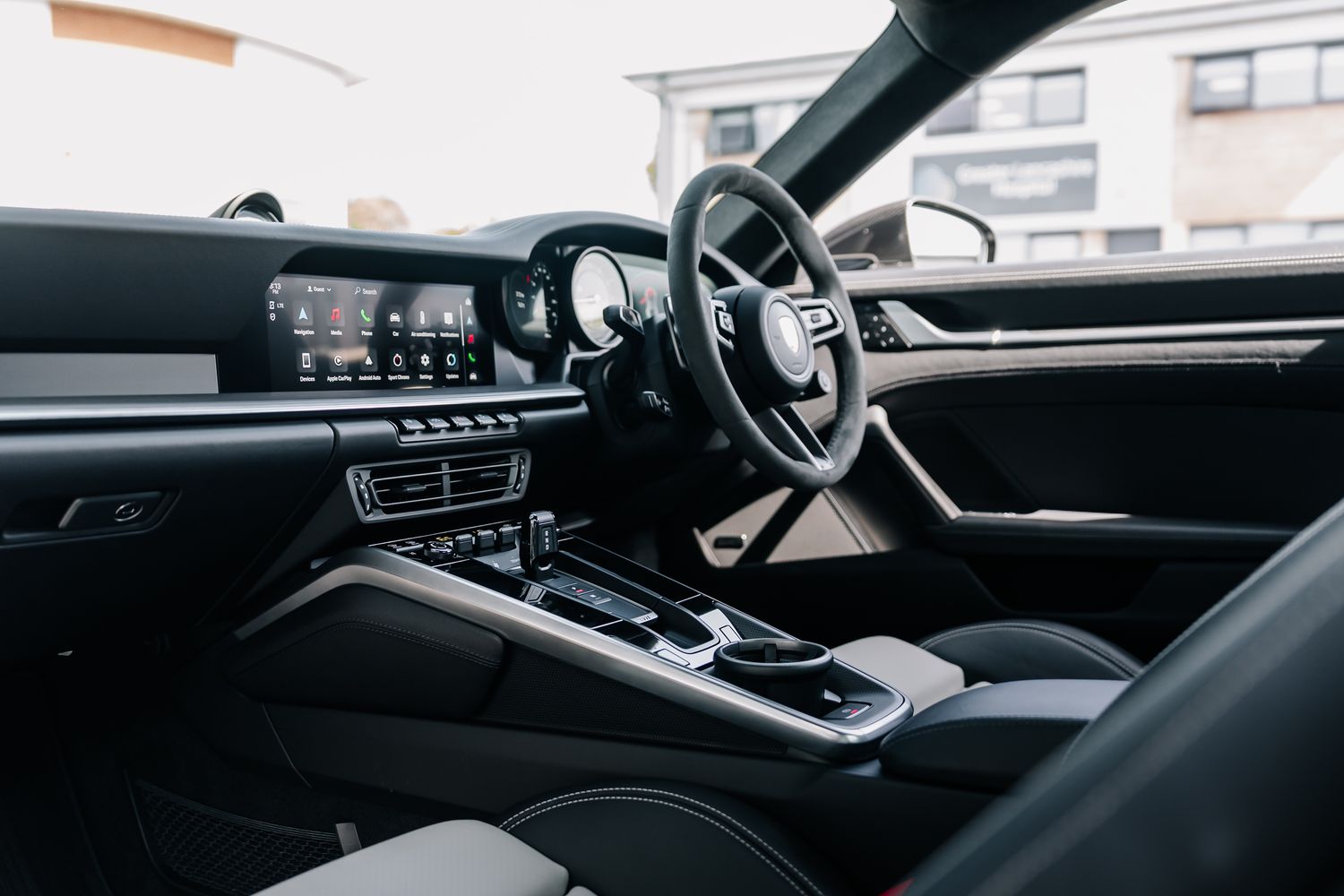 Porsche 911 Turbo 992 Turbo