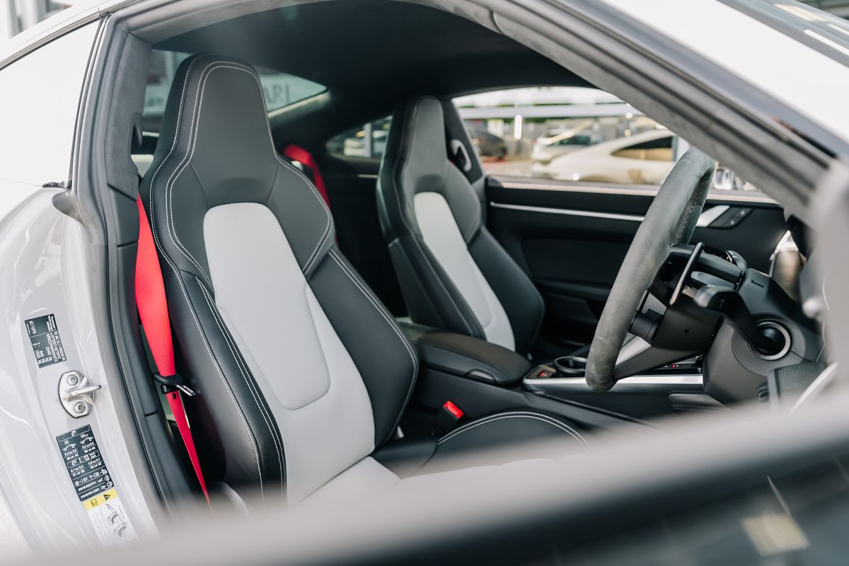 Porsche 911 Turbo 992 Turbo