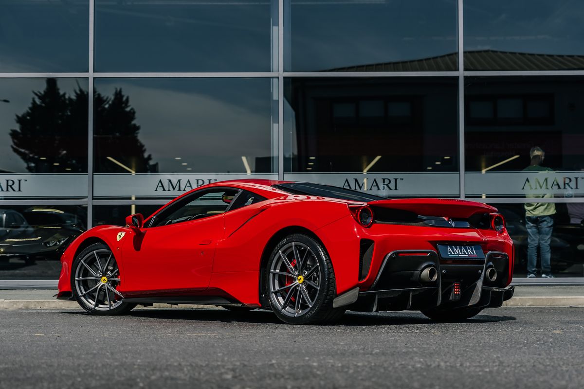 Ferrari 488 Pista