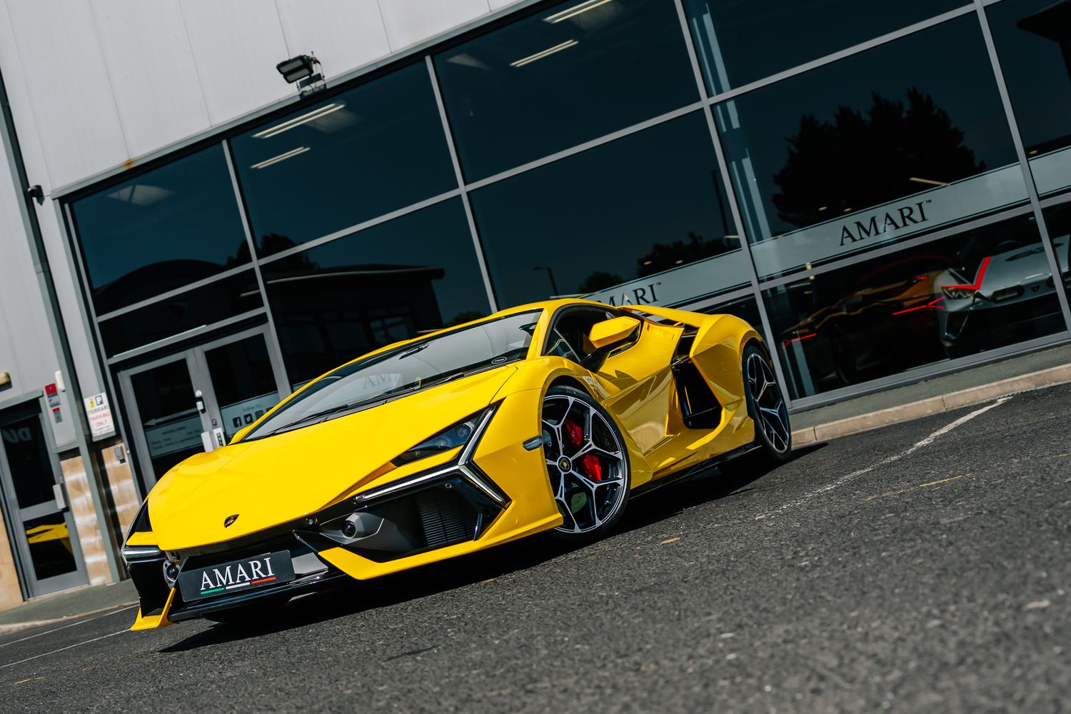 Lamborghini Revuelto