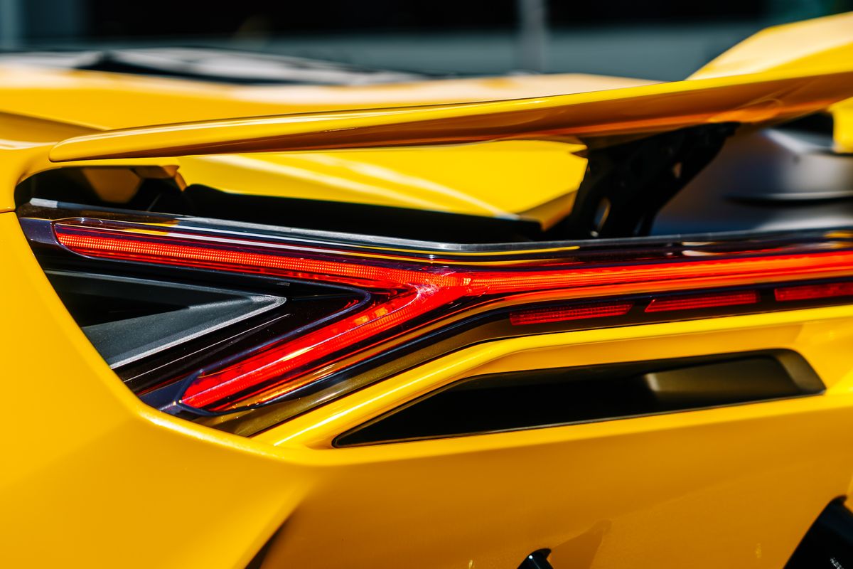 Lamborghini Revuelto