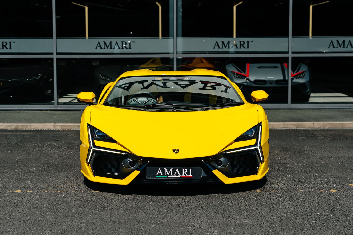 Lamborghini Revuelto