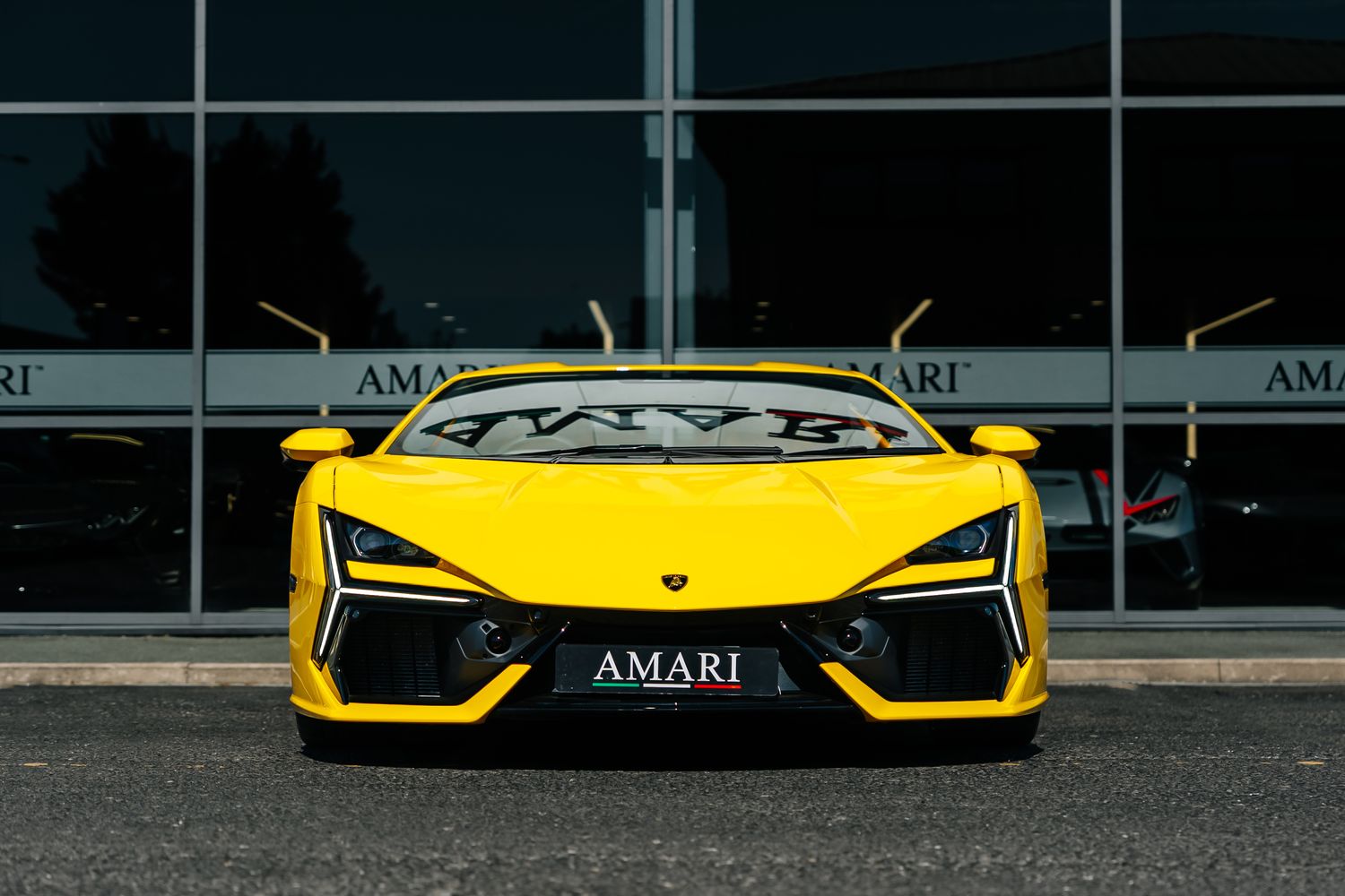 Lamborghini Revuelto