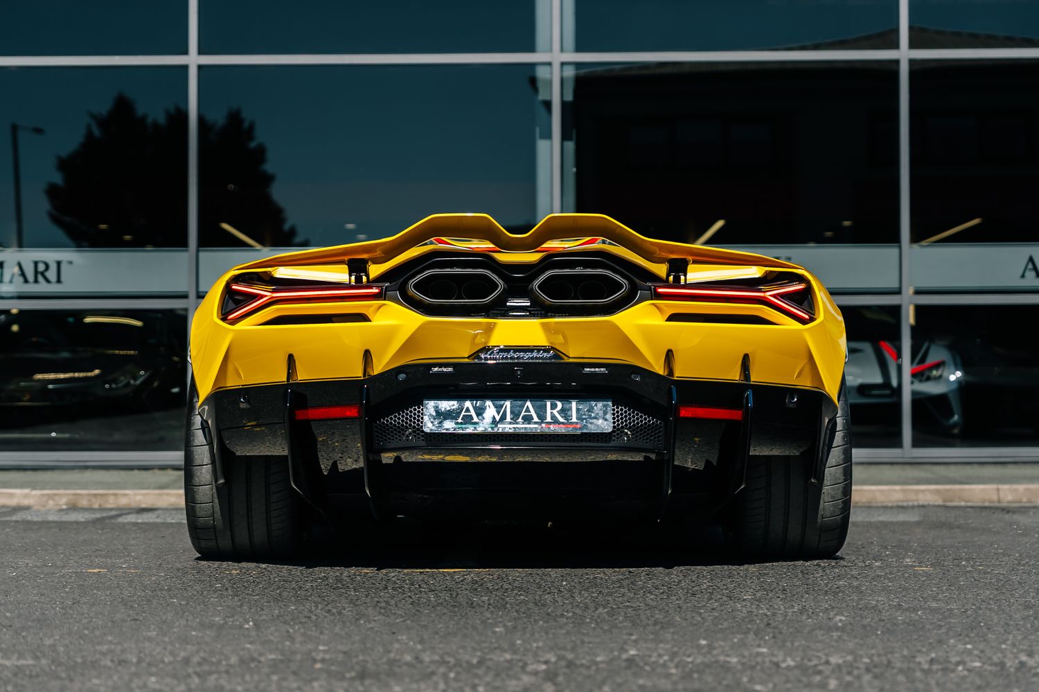 Lamborghini Revuelto