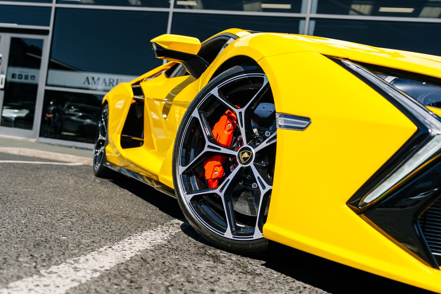 Lamborghini Revuelto