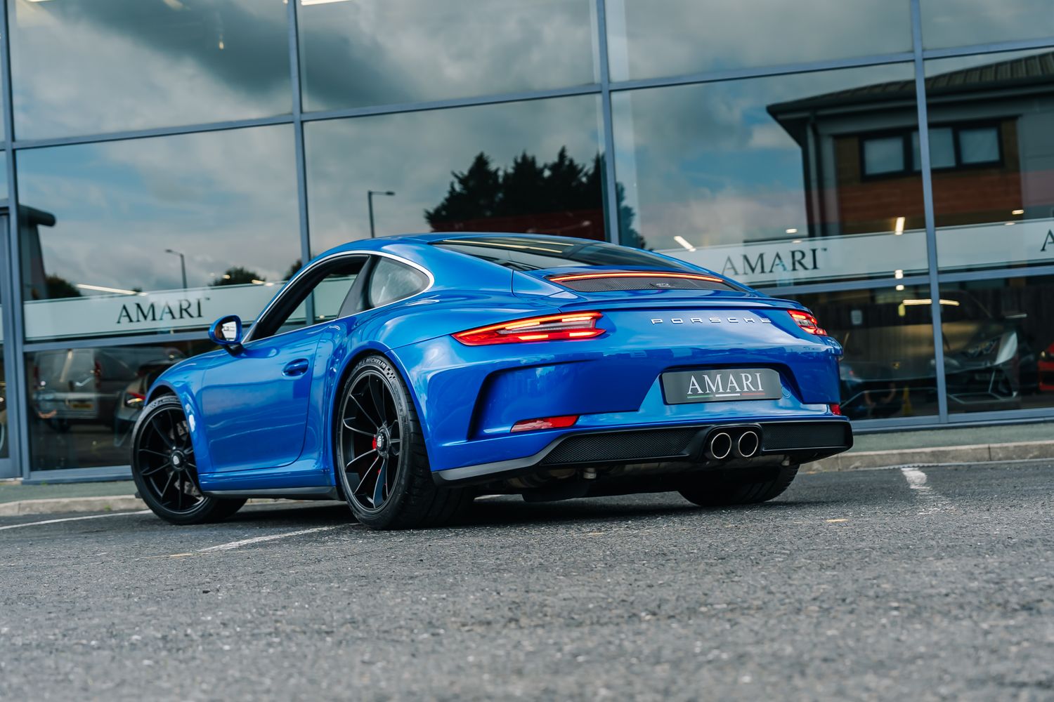 Porsche 911 991.2 GT3 Touring Manual