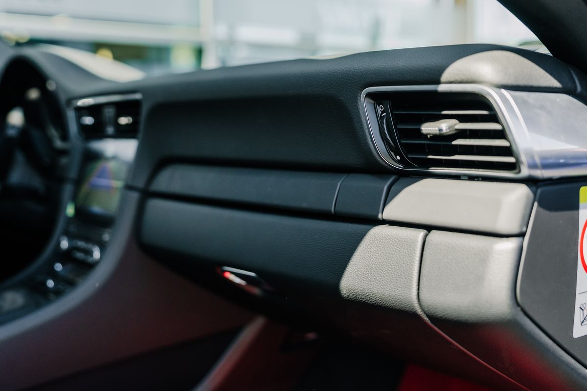Porsche 911 991.2 GT3 Touring Manual