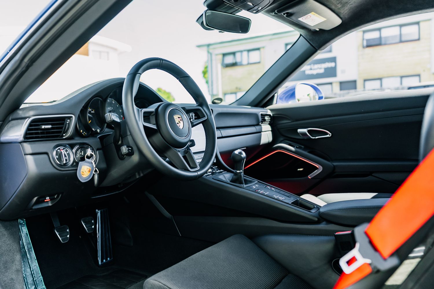 Porsche 911 991.2 GT3 Touring Manual