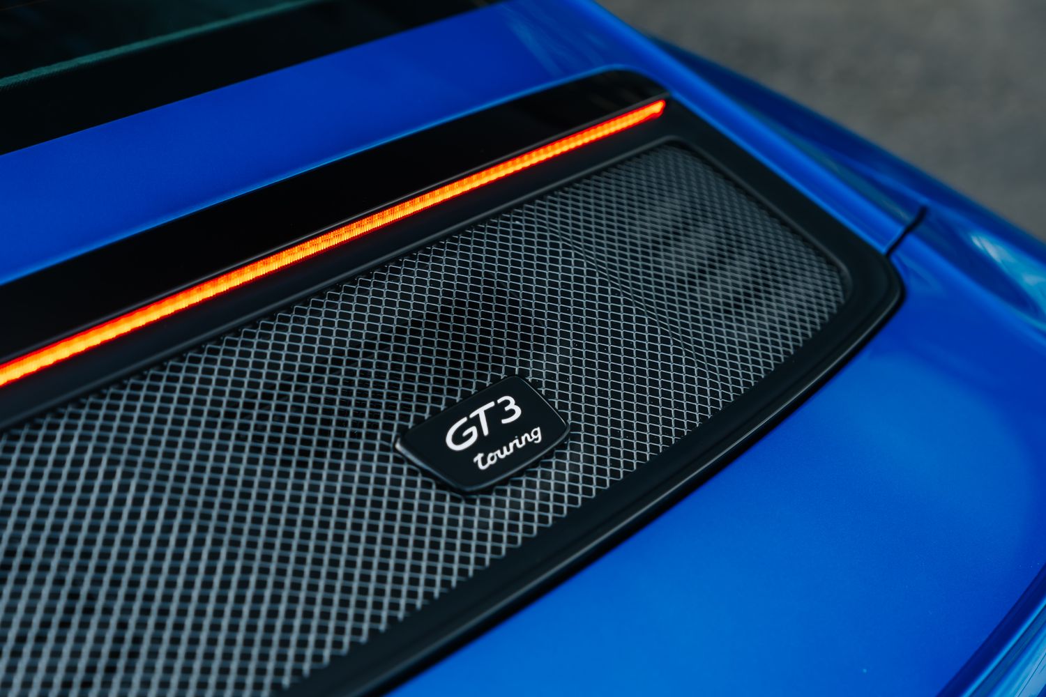 Porsche 911 991.2 GT3 Touring Manual
