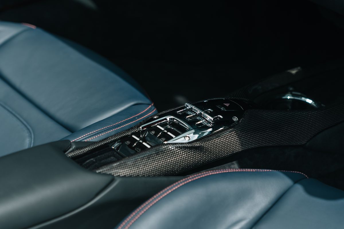 FERRARI 296 GTS