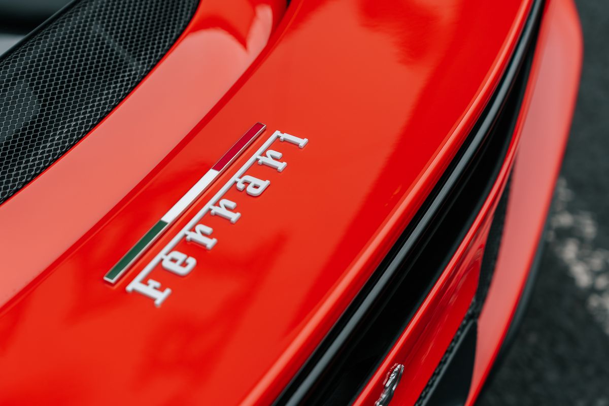 FERRARI 296 GTS