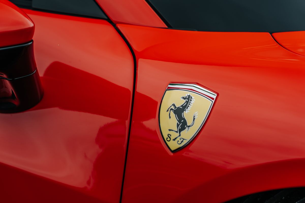 FERRARI 296 GTS