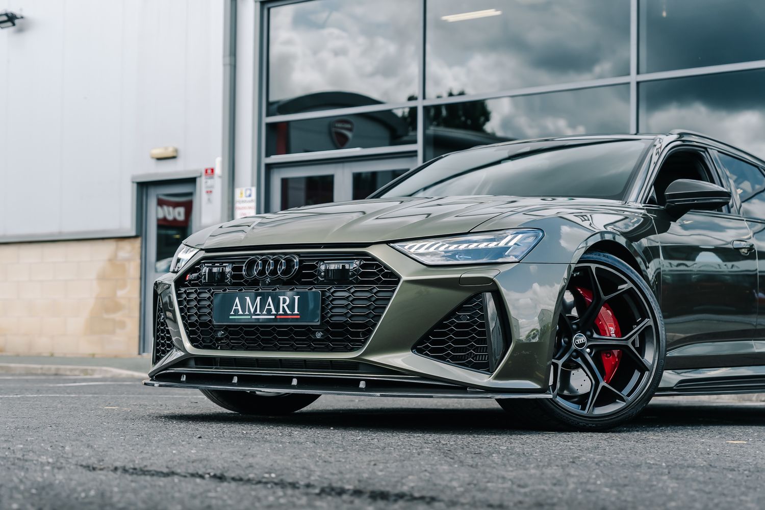 Audi RS6 Avant Performance Carbon Vorsprung