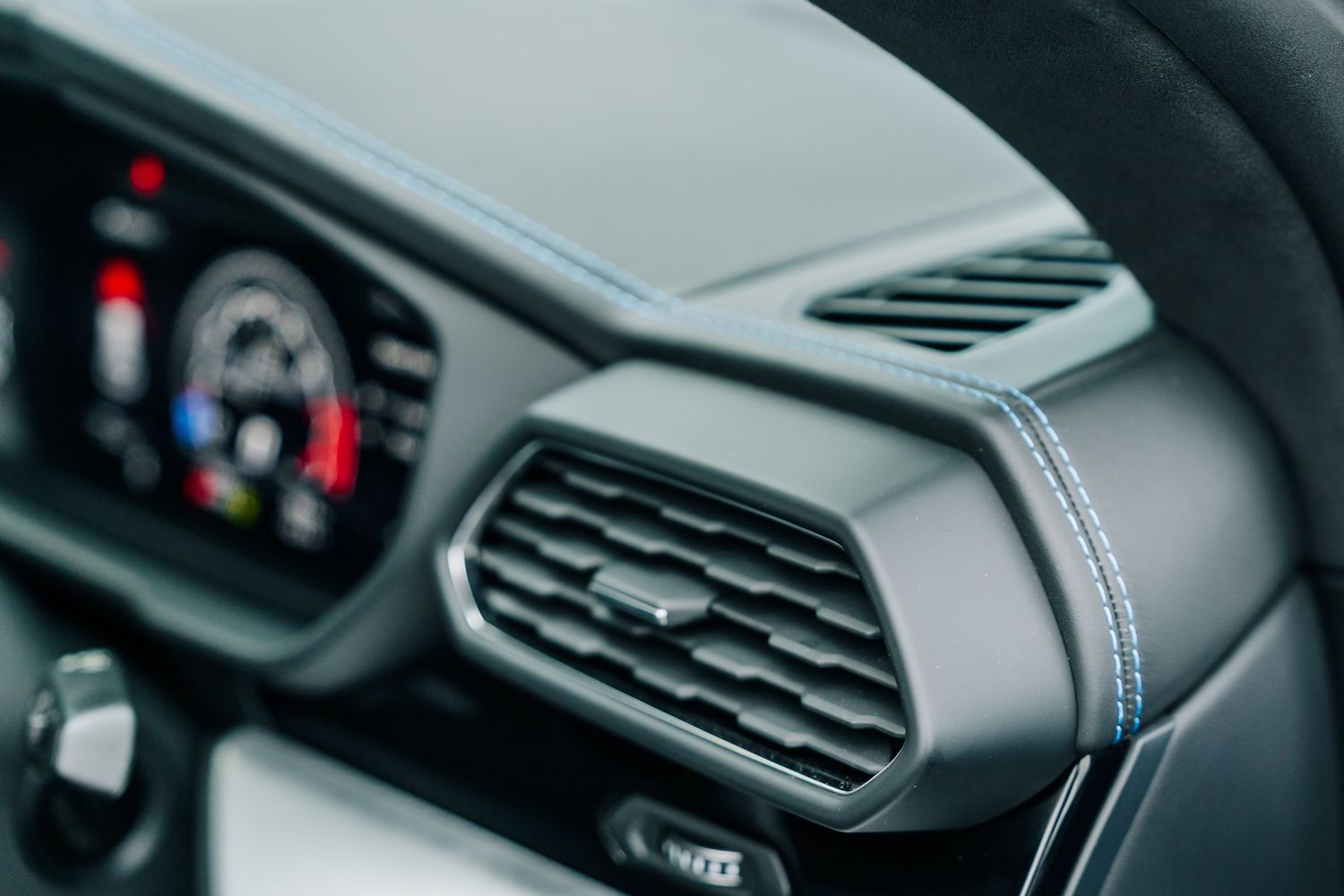 Lamborghini Urus V8