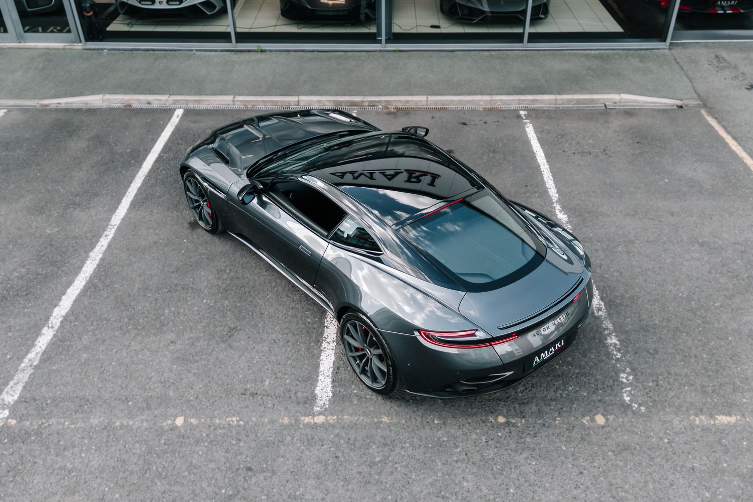 Aston Martin DB11 V12 V12