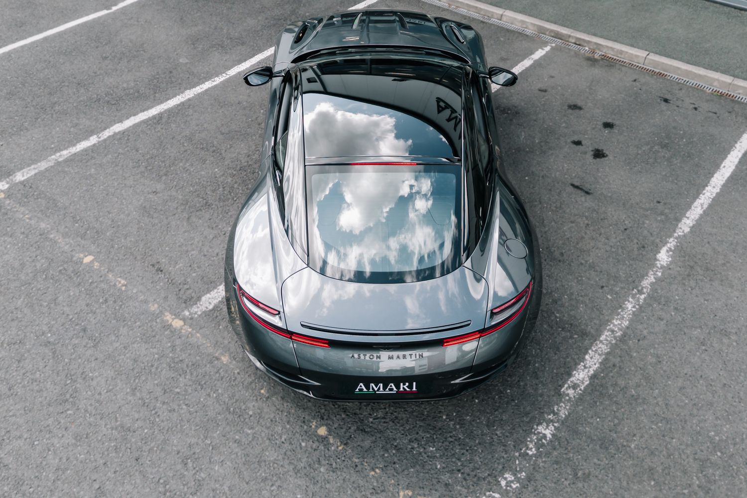 Aston Martin DB11 V12 V12