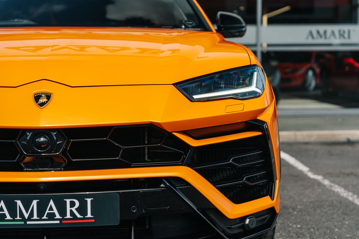 Lamborghini Urus Pearl Capsule