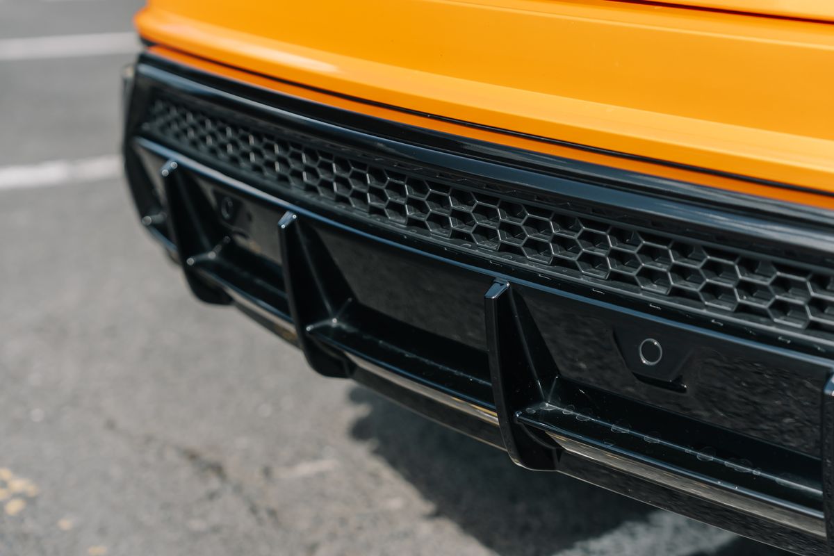 Lamborghini Urus Pearl Capsule