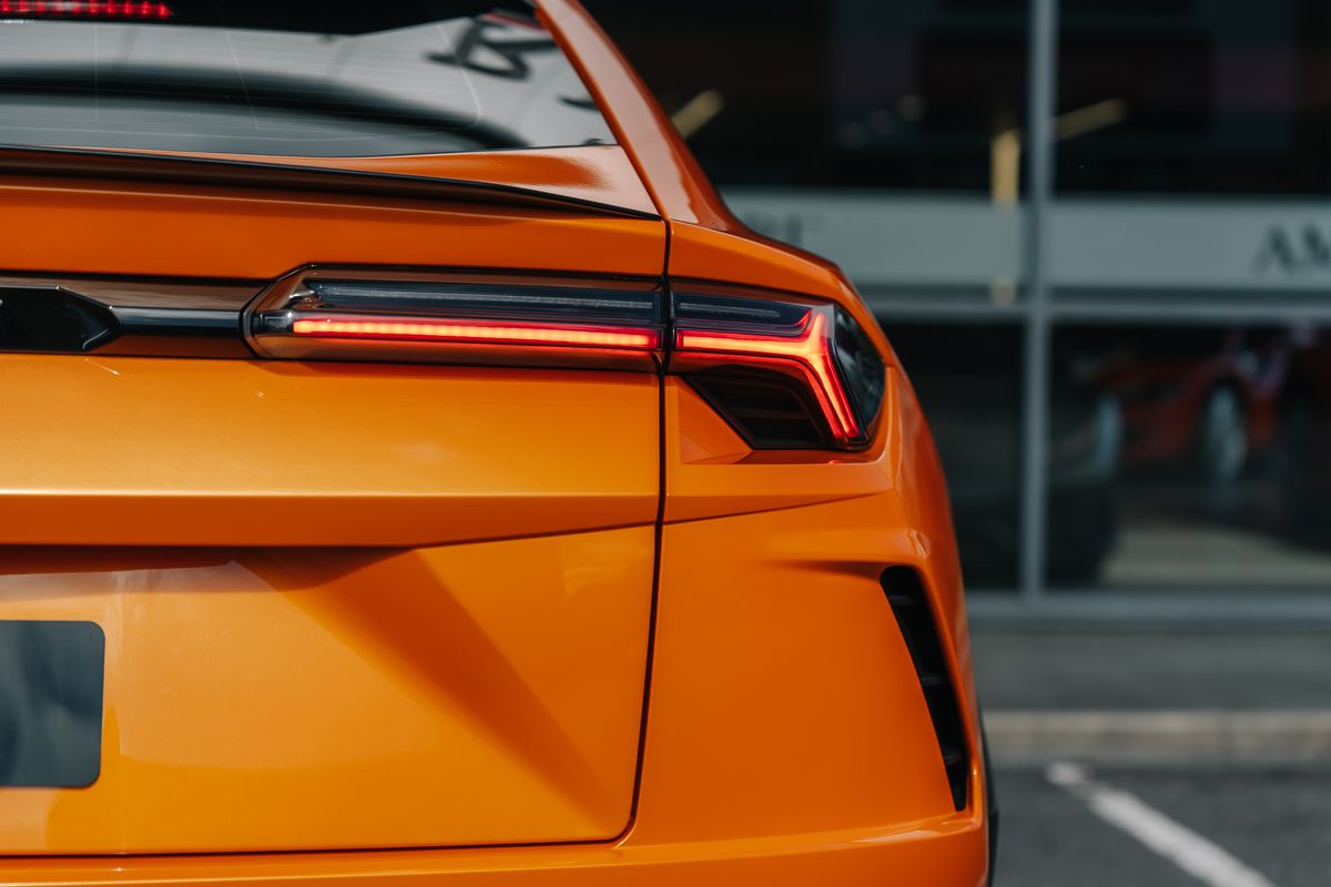 Lamborghini Urus Pearl Capsule